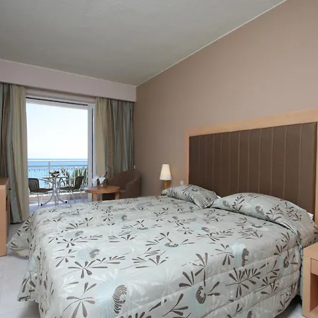 Zakantha Hotel 4*